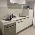 Grand Neuf à 50 M Du Port Apartamento
