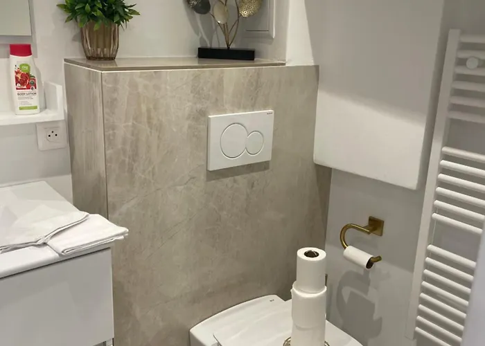 Grand Neuf A 50 M Du Port Apartmán Saint Tropez