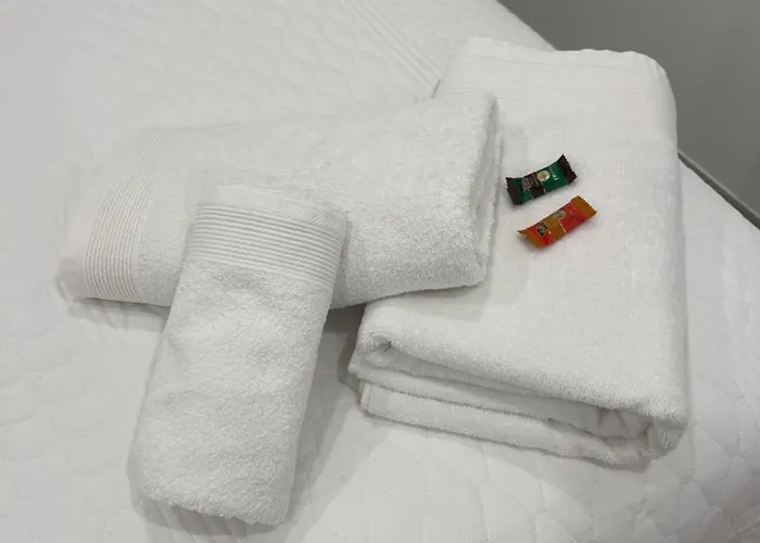 Grand Neuf A 50 M Du Port Saint Tropez