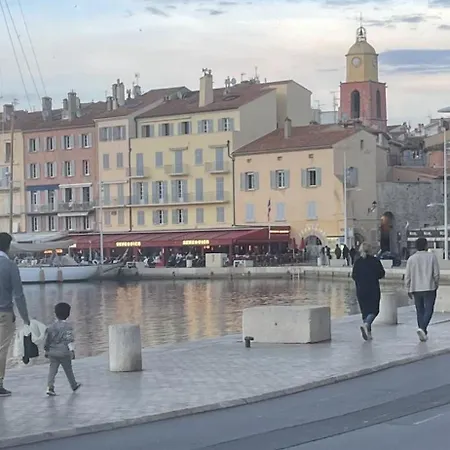 Апартаменти Grand Neuf A 50 M Du Port