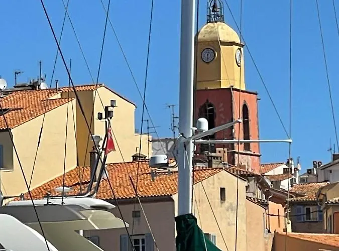 Grand Neuf A 50 M Du Port Apartment *