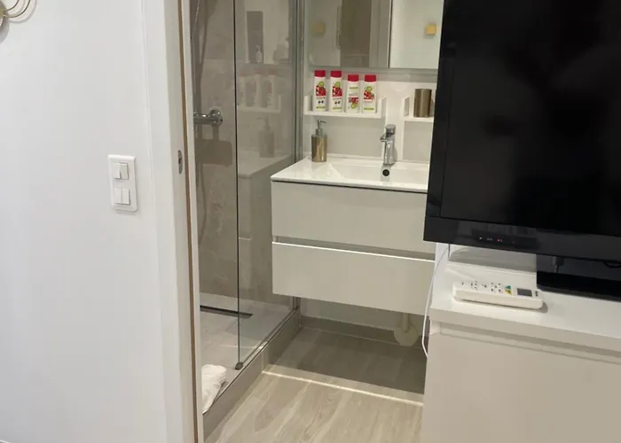 Apartment Grand Neuf A 50 M Du Port *